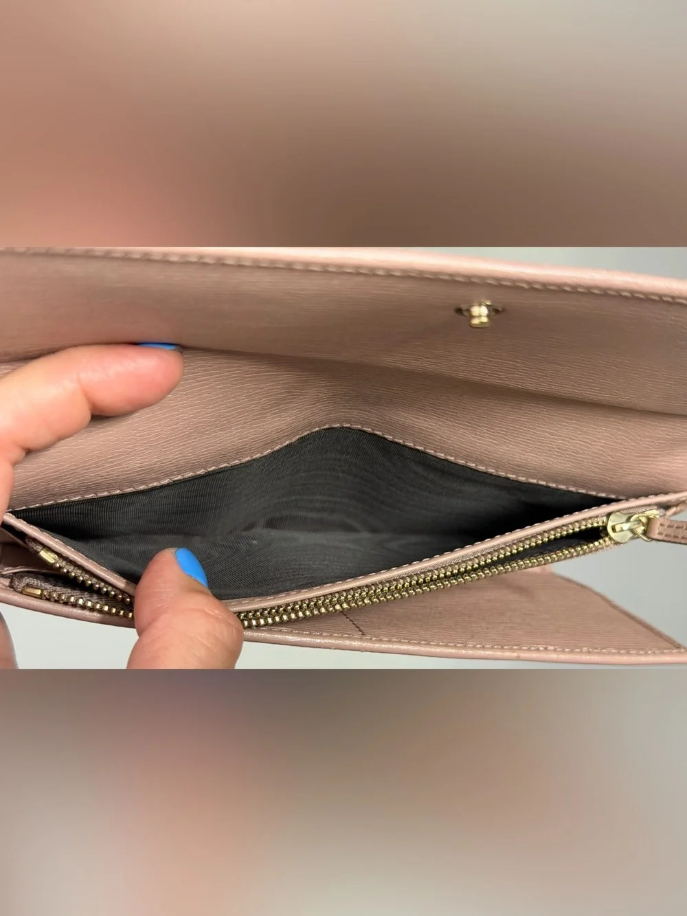 Gucci Old Rose Leather Interlocking G Continental Wallet